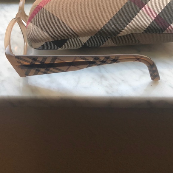 BURBERRY Prescription glasses - Picture 5 of 5